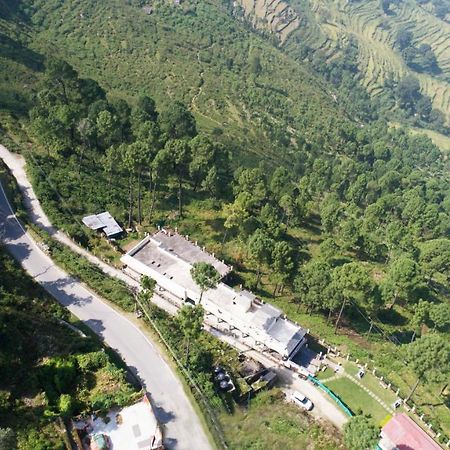 V Resorts Mumukshu Pauri Zewnętrze zdjęcie