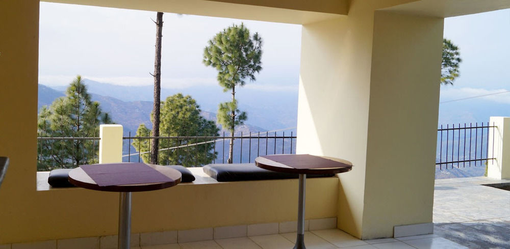 V Resorts Mumukshu Pauri Zewnętrze zdjęcie